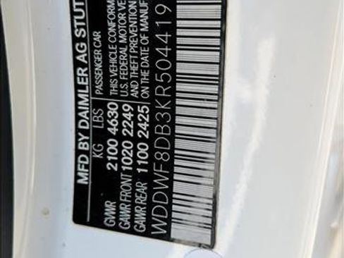 Used 2019 Mercedes-Benz C 300 Sedan image 24