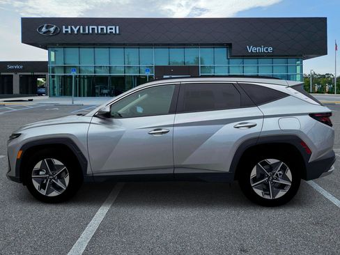 New 2026 Hyundai Tucson SEL FWD image 3