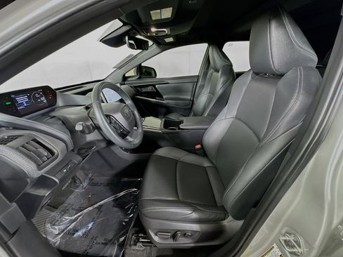 Used 2024 Toyota bZ4X Limited image 11