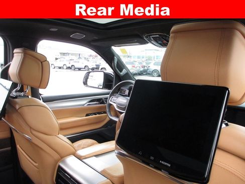 Used 2023 Jeep Grand Wagoneer L Series III w/ Rear Seat Video Group 1 image 18