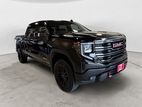 Used 2023 GMC Sierra 1500 AT4 AWD/4WD image 8