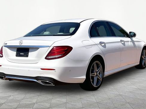 Used 2017 Mercedes-Benz E 300 image 5