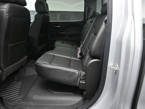 Used 2017 GMC Sierra 1500 SLT w/ Enhanced Driver Alert Package image 21