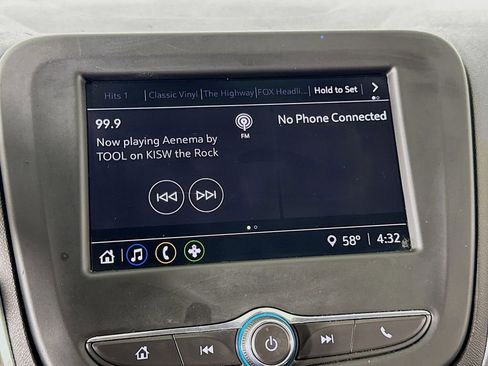 Used 2024 Chevrolet Equinox LT FWD image 26