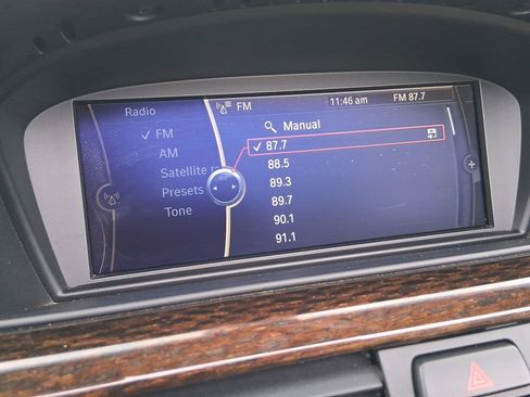 Used 2010 BMW M3 Convertible image 26