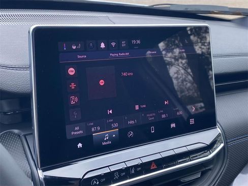 New 2026 Jeep Compass Latitude image 48