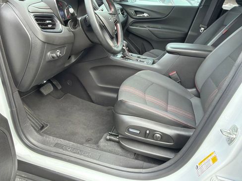 Used 2024 Chevrolet Equinox RS image 9
