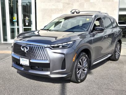 New 2026 INFINITI QX60 Luxe w/ Family Package