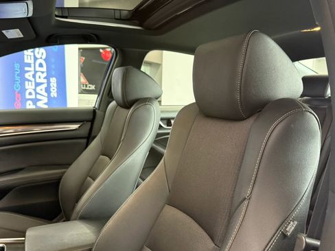 Used 2019 Honda Accord Sport image 10