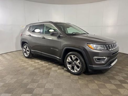 Used 2021 Jeep Compass Limited image 7
