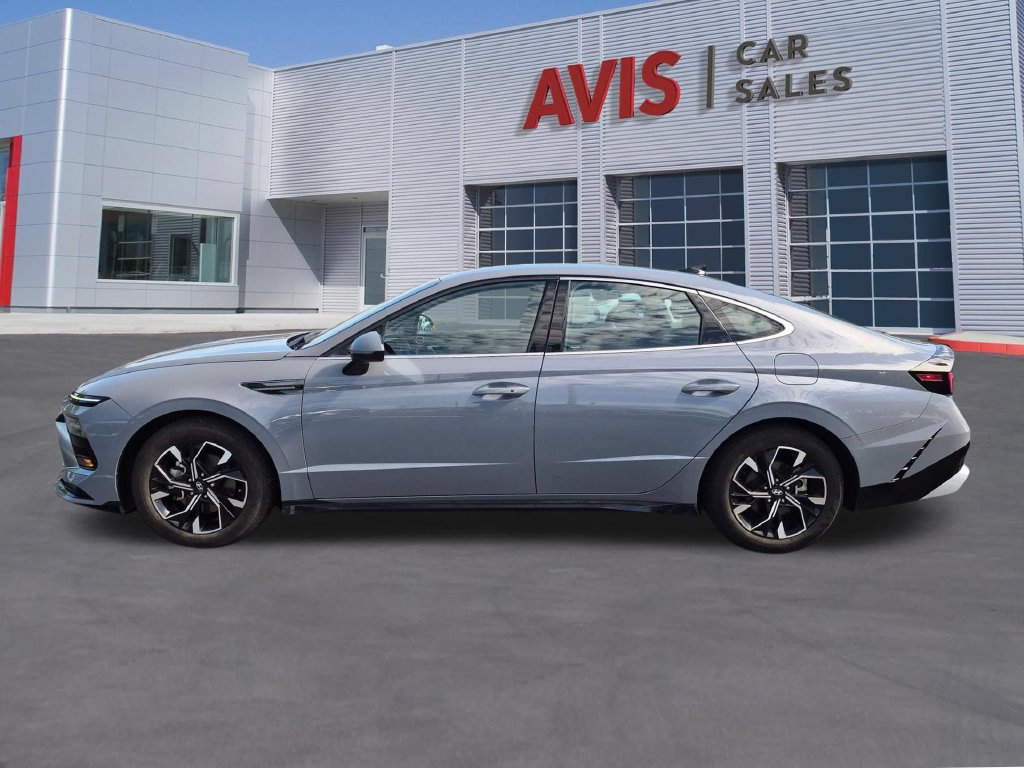 Used 2025 Hyundai Sonata SEL FWD image 10