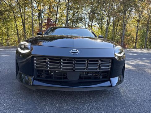 Used 2024 Nissan Z Performance w/ Floor Mat Package image 33