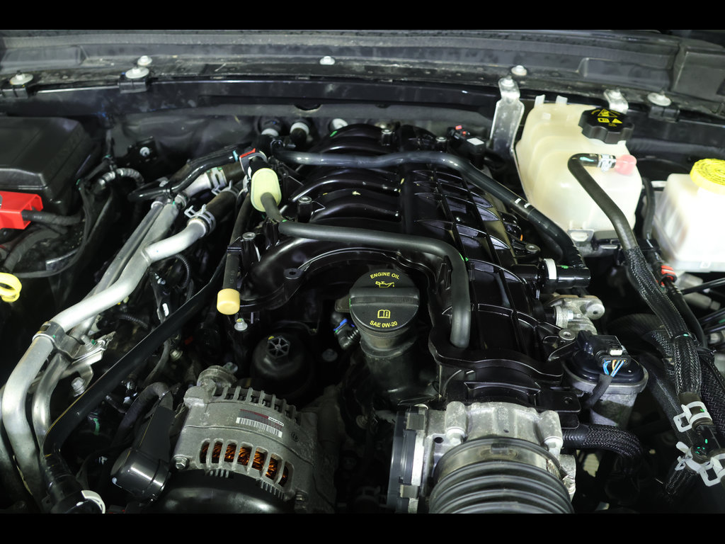 Used 2023 Jeep Gladiator Sport AWD/4WD image 17