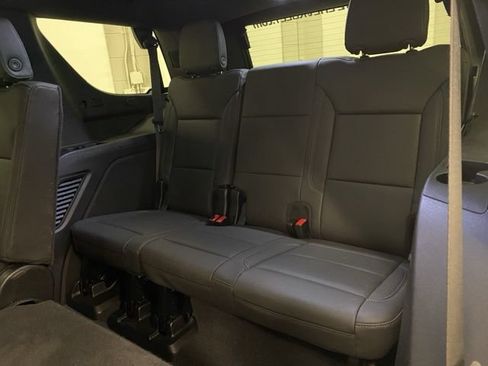 Used 2024 Chevrolet Tahoe LT AWD/4WD image 24
