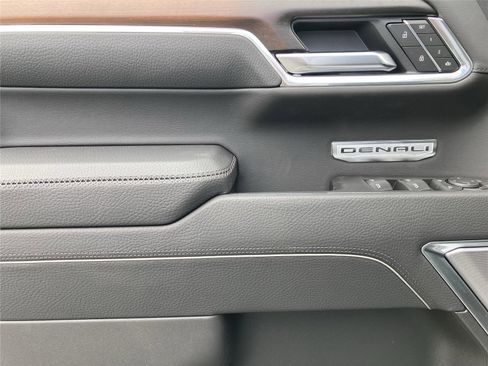 New 2026 GMC Sierra 1500 Denali w/ Denali Reserve Package image 21