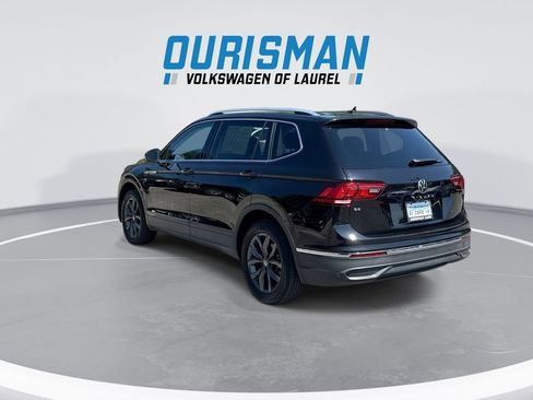 Used 2022 Volkswagen Tiguan SE FWD image 6