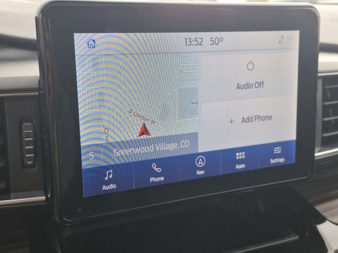 Used 2022 Ford Explorer Limited w/ Equipment Group 301A image 22