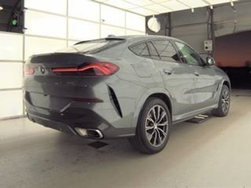 Used 2025 BMW X6 xDrive40i image 7
