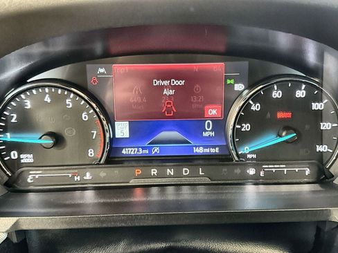 Used 2023 Ford Explorer XLT w/ Equipment Group 202A RWD image 18