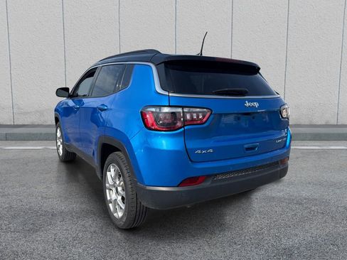 Used 2025 Jeep Compass Limited AWD/4WD image 5