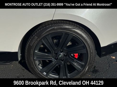 Used 2022 Land Rover Range Rover Long Wheelbase SE image 56