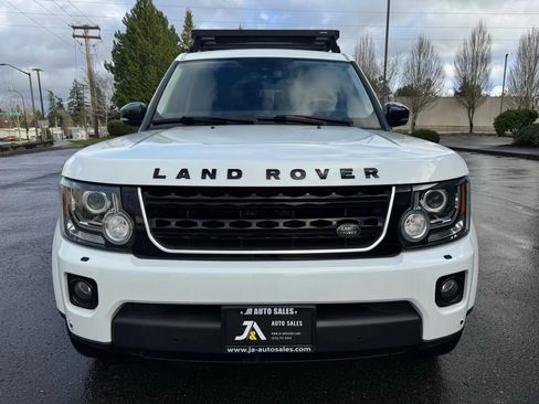 Used 2016 Land Rover LR4 HSE Silver Edition image 3