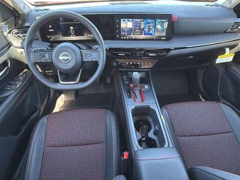 New 2026 Nissan Kicks SR w/ Cold Weather Package AWD/4WD image 26