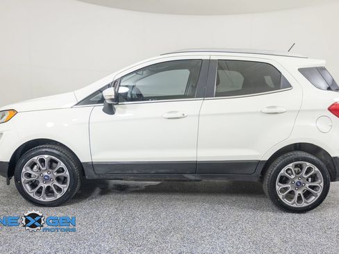 Used 2019 Ford EcoSport Titanium AWD/4WD image 4