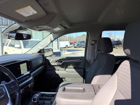 Certified 2022 GMC Sierra 1500 Elevation image 15