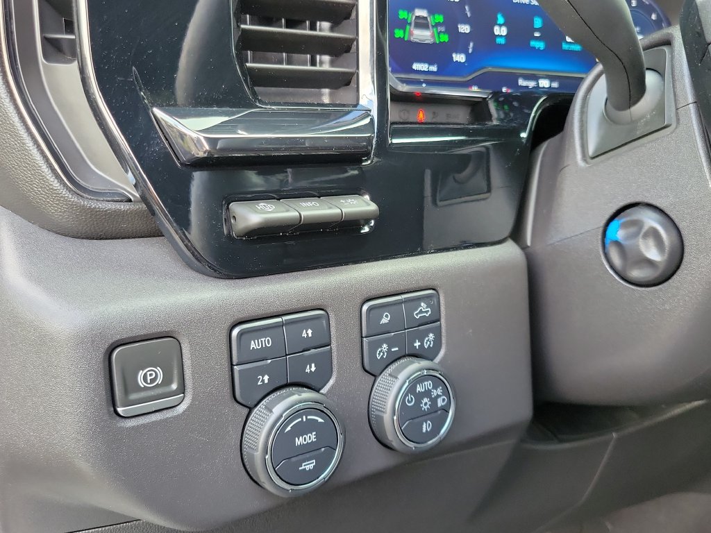 Used 2024 Chevrolet Silverado 1500 ZR2 w/ ZR2 Bison Edition AWD/4WD image 18