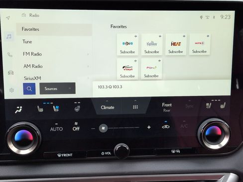 Used 2023 Lexus RX 350 F Sport w/ Accessory Package AWD/4WD image 23