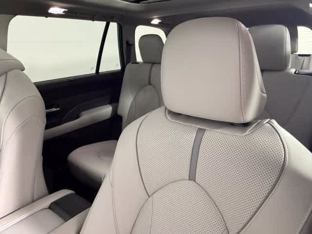 Used 2026 Toyota Grand Highlander AWD image 35