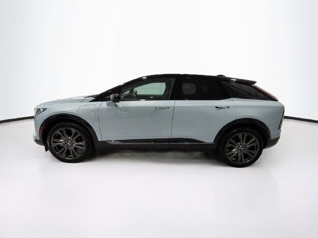 Certified 2025 Cadillac Optiq Sport 2 AWD/4WD image 4