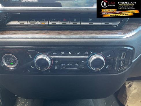 Used 2024 GMC Sierra 1500 SLE RWD image 24