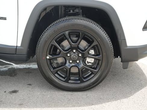 New 2026 Jeep Compass Latitude AWD/4WD image 44