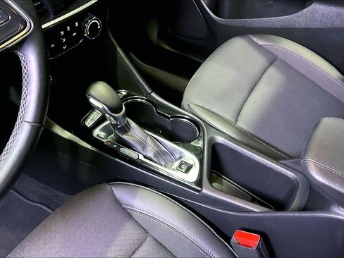 Used 2024 Buick Encore GX Preferred image 17