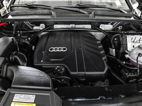 Used 2023 Audi Q5 2.0T Premium Plus w/ Premium Plus Package AWD/4WD image 24