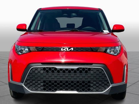 Used 2023 Kia Soul S image 3