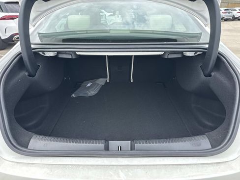 Used 2026 Mercedes-Benz CLA 250 image 8