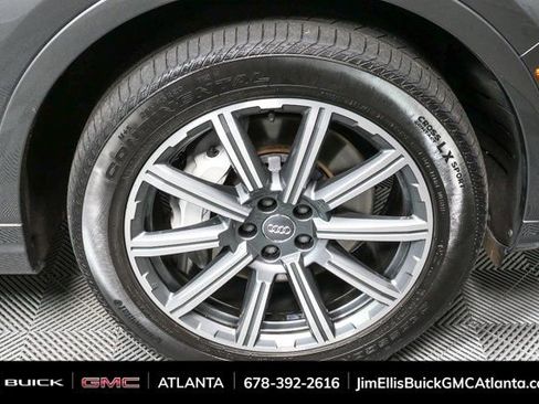 Used 2019 Audi Q7 3.0T Prestige w/ Prestige Package image 40