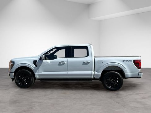 Used 2025 Ford F150 Lariat w/ Equipment Group 501A Mid AWD/4WD image 3
