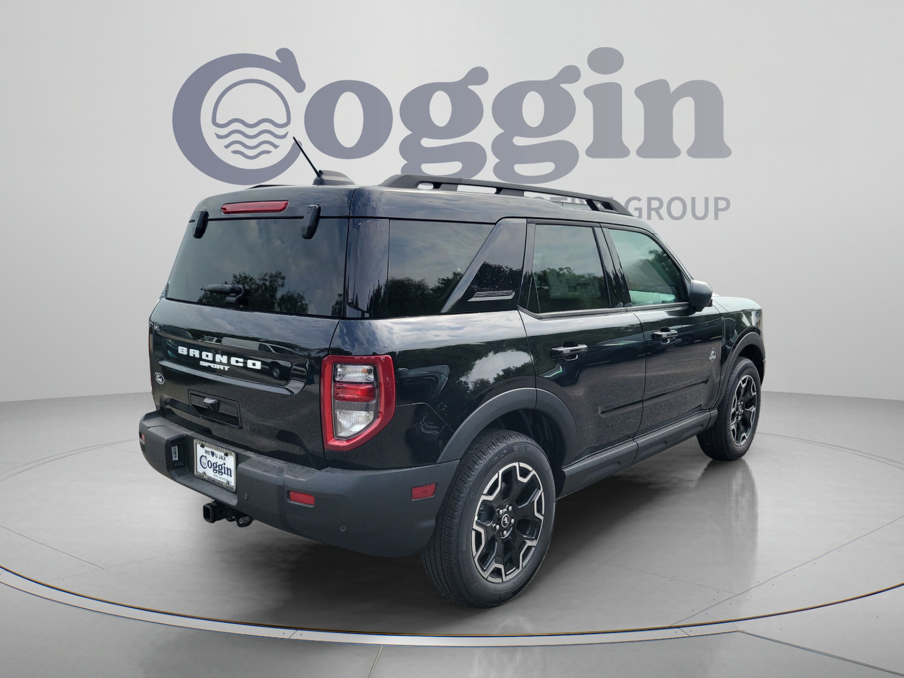 New 2026 Ford Bronco Sport Outer Banks w/ Outer Banks Tech Package+ AWD/4WD image 3