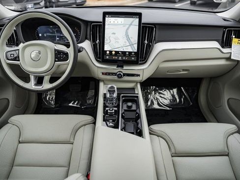 New 2026 Volvo XC60 B5 Ultra w/ Protection Package Premier image 20