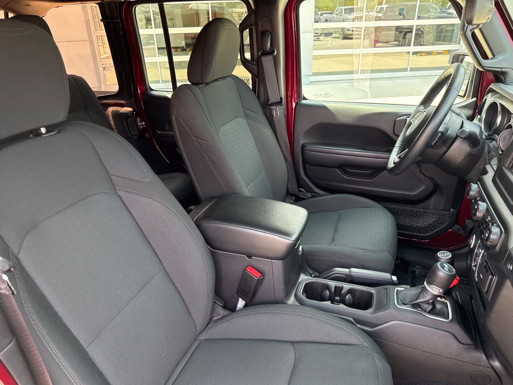 Used 2021 Jeep Wrangler Unlimited Sport AWD/4WD image 48
