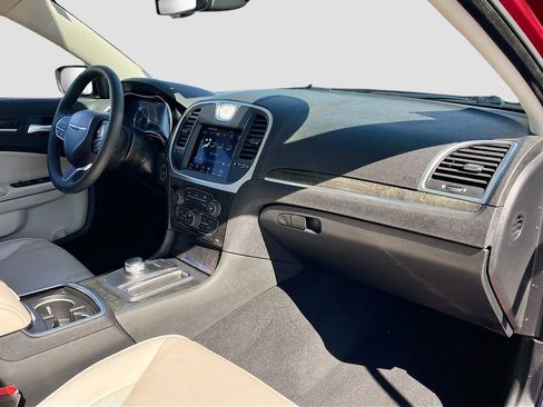 Certified 2023 Chrysler 300 Touring L w/ Comfort Group image 28