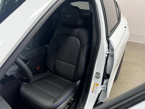 New 2026 Buick Envista Sport Touring w/ Convenience I Package FWD image 26