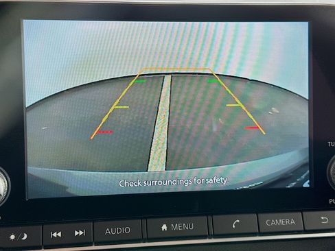 Used 2025 Nissan Sentra SV image 21