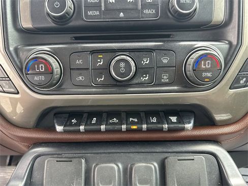 Used 2016 Chevrolet Silverado 3500 High Country w/ Duramax Plus Package image 15