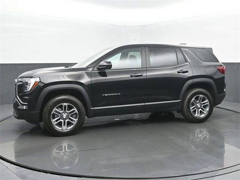 New 2026 GMC Terrain Elevation w/ Technology Package II image 2