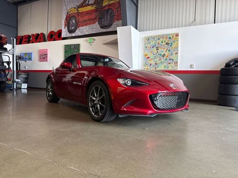 Used 2019 MAZDA MX-5 Miata RF Grand Touring w/ Interior Package image 30